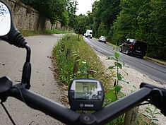 Circulation - Pistes cyclables VS routes - Agrandir l'image (fenêtre modale)