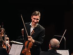 Guillaume Barli au Concert de l'Orchestre Melun Val de Seine au Mas le 18 décembre 2022 - Agrandir l'image (fenêtre modale)